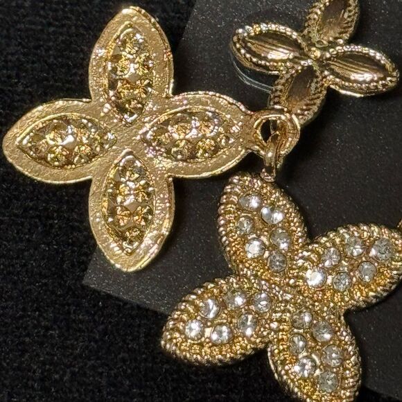 Saks Fifth Avenue Elegant Gold and Crystal Clover Floral Earrings 2 inch - Picture 7 of 7